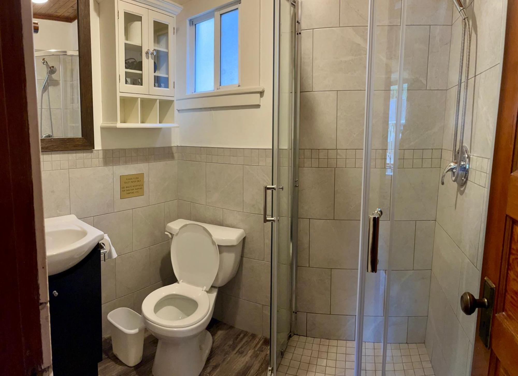 Banff Beaver Cabins מראה חיצוני תמונה