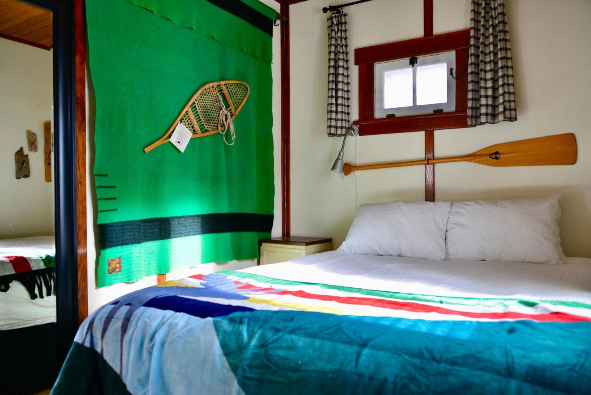 Banff Beaver Cabins מראה חיצוני תמונה