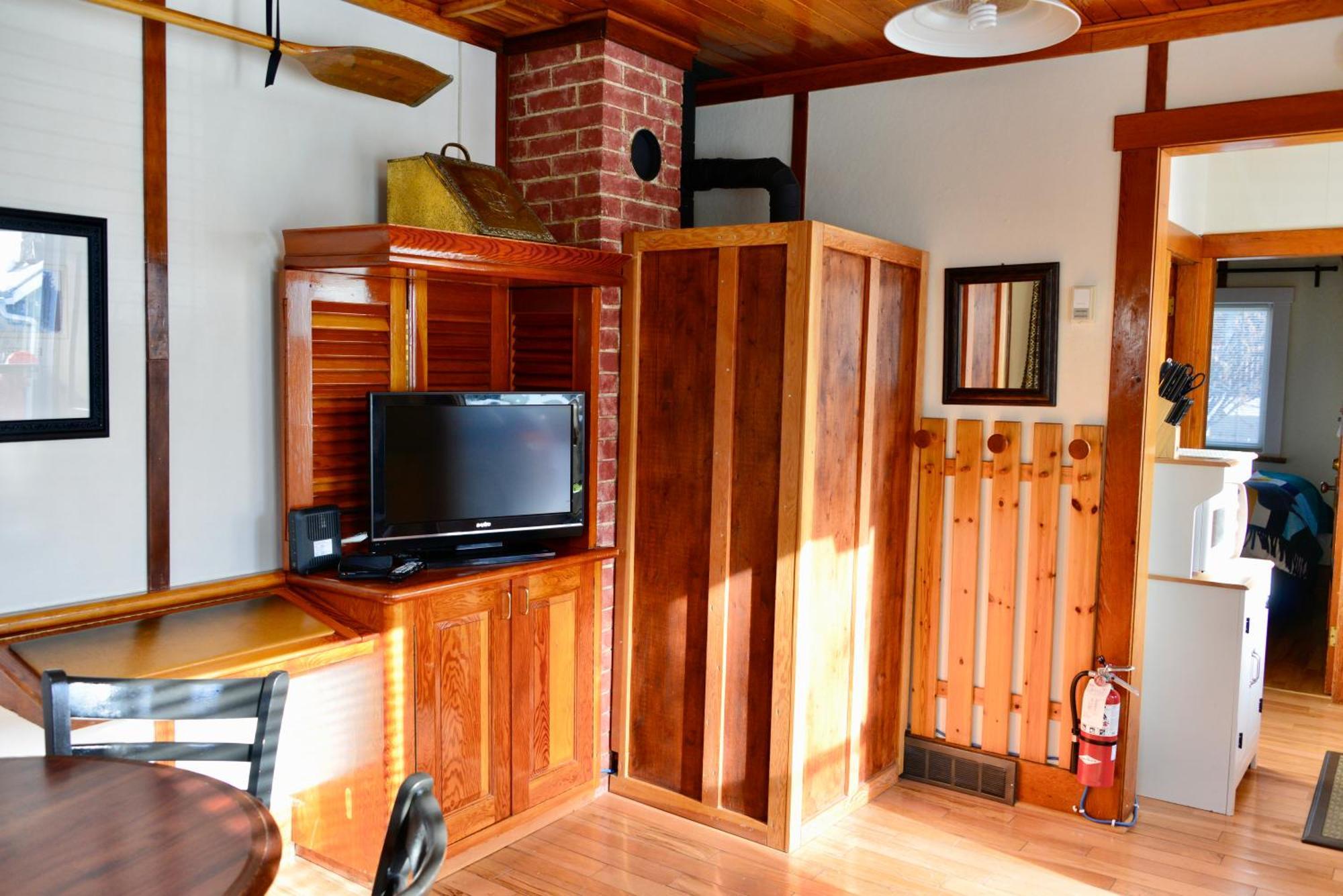 Banff Beaver Cabins מראה חיצוני תמונה